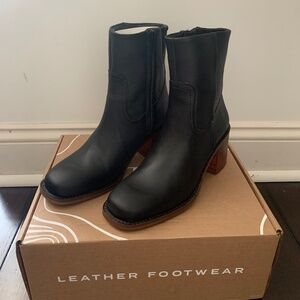 NWB Patina/Portland Leather “Oslow” Ankle Boot, Black, Size 6.5